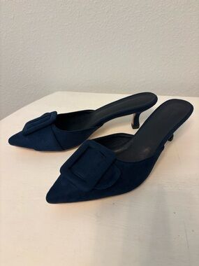 NIB Ayercony navy blue suede kitten heel mules pointed toe buckle 8